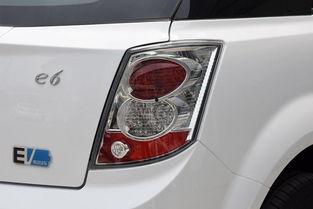 农村开国产车回家视频播放,农村家庭自驾回家温馨瞬间